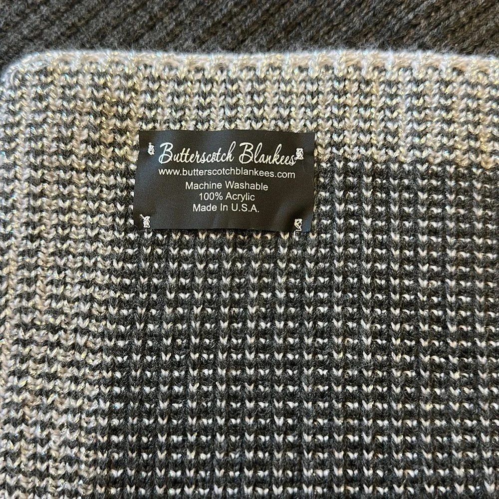 BUTTERSCOTCH BLANKEES “Parker” crib blanket